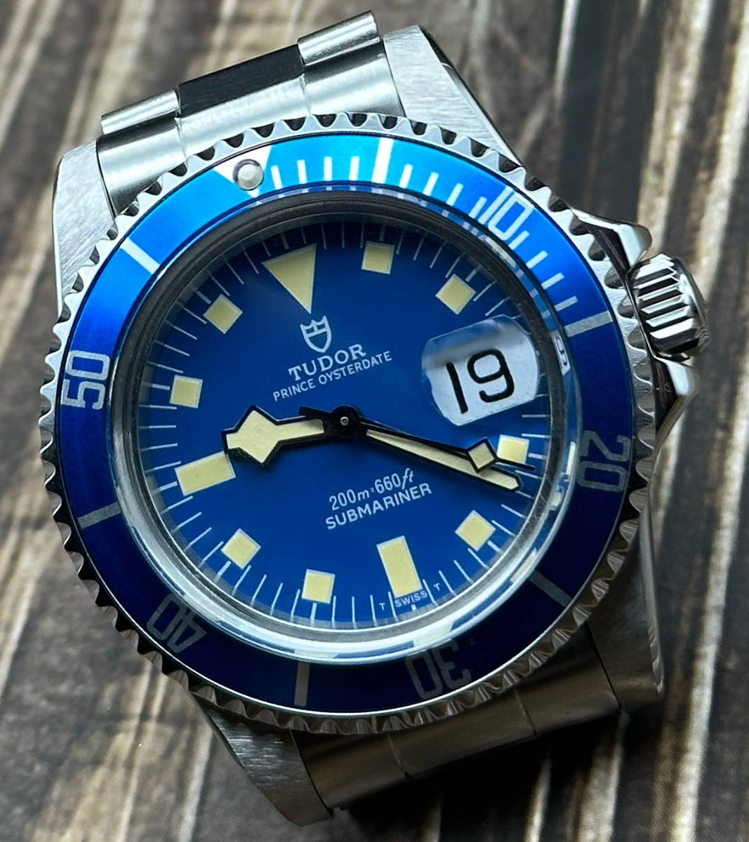 TUDOR ヴィンテージカスタム Ref.9411/0 スノーフレーク / 青イカサブ 