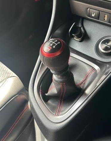 GR ヤリス 専用 トヨタ 純正 軽量ノブ ウルトラスエード 新品 未使用