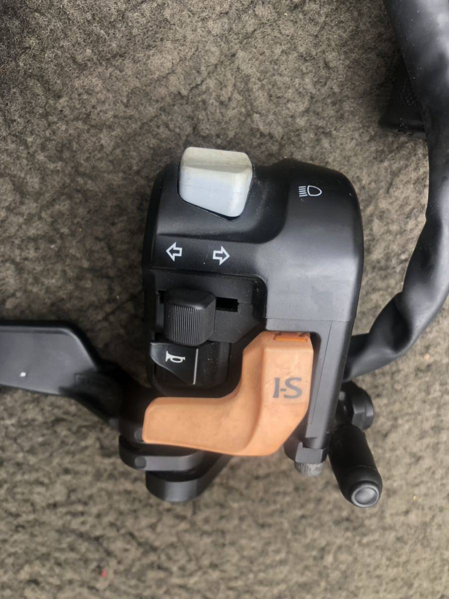 マジェスティ250 SG20J 4D9 ハンドルスイッチ スイッチボックス 左右 
