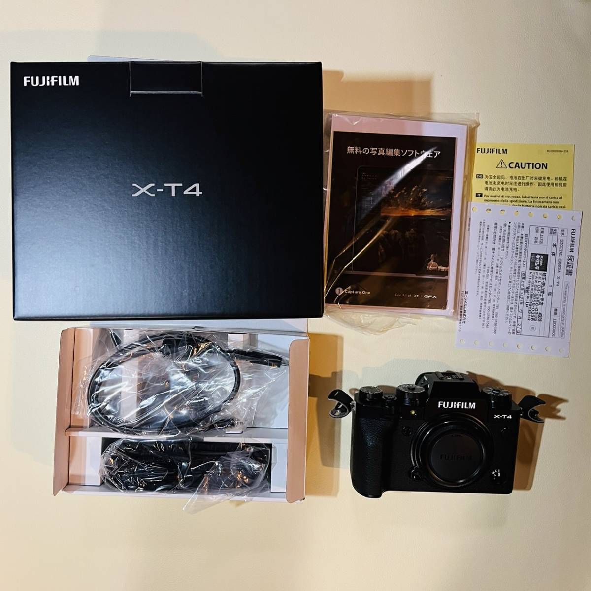 X-T4 ボディ FUJIFILM Fujifilm Camera 富士フイルム - ブラック