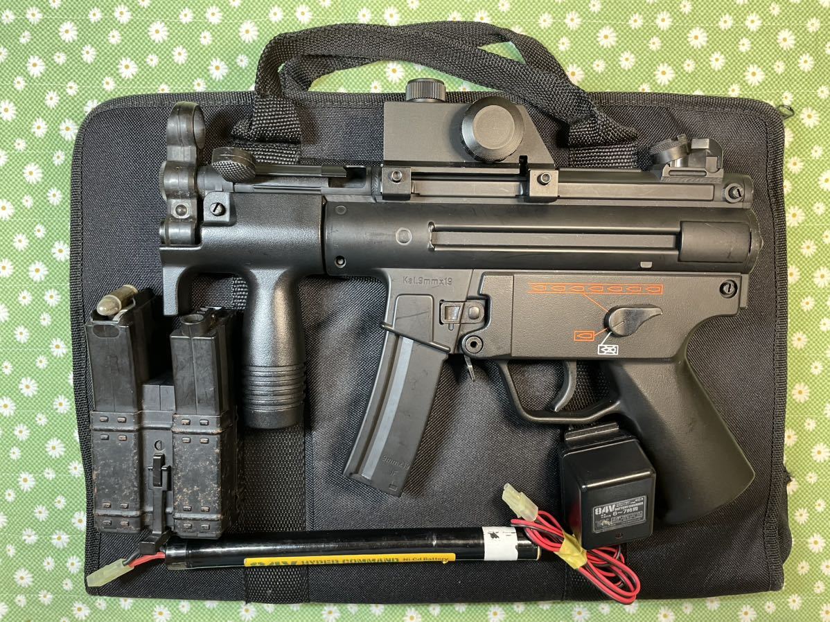 東京マルイ電動ガンMP5 バッテリー、充電機付き 【公式通販】