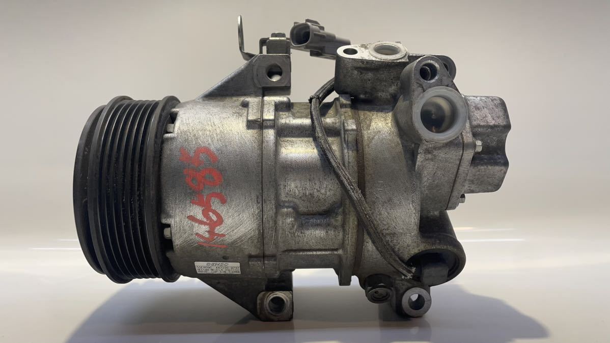 トヨタ ヴィッツ SCP90 A/Cコンプレッサー デンソー 447220-9737 中古  