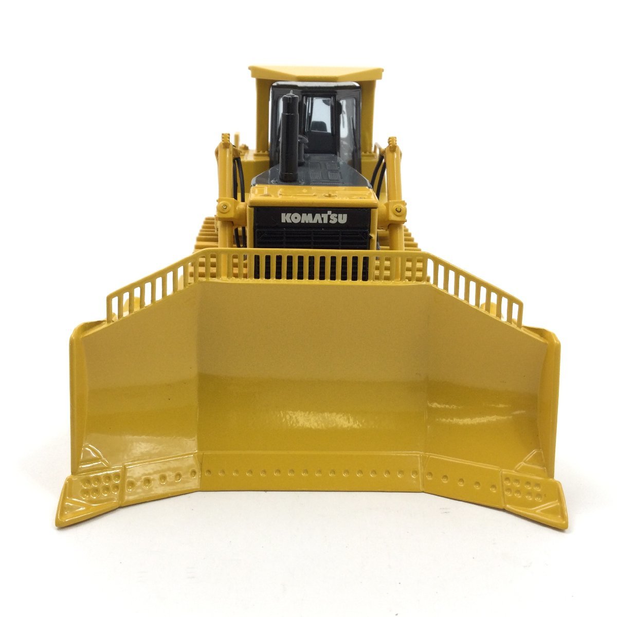 コマツKOMATSU D375 ブルドーザー 1⁄50 新品未使用品✨ 1106ジャンク