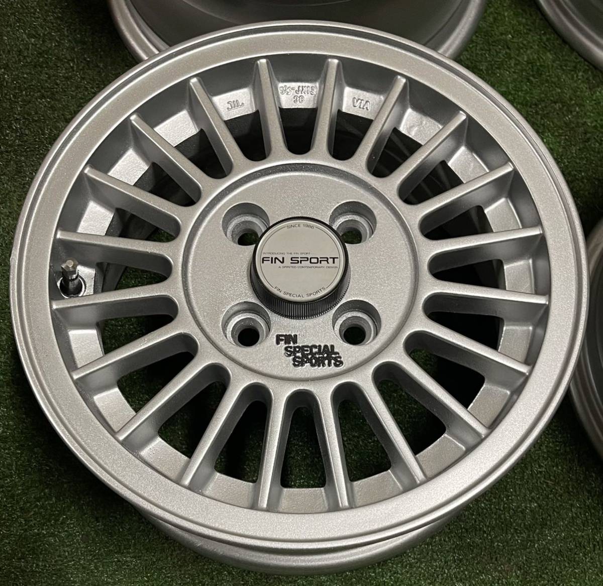 FIN SPECIAL SPORTS 13インチ PCD:100 13x5.5J+38 希少 当時物 中古 