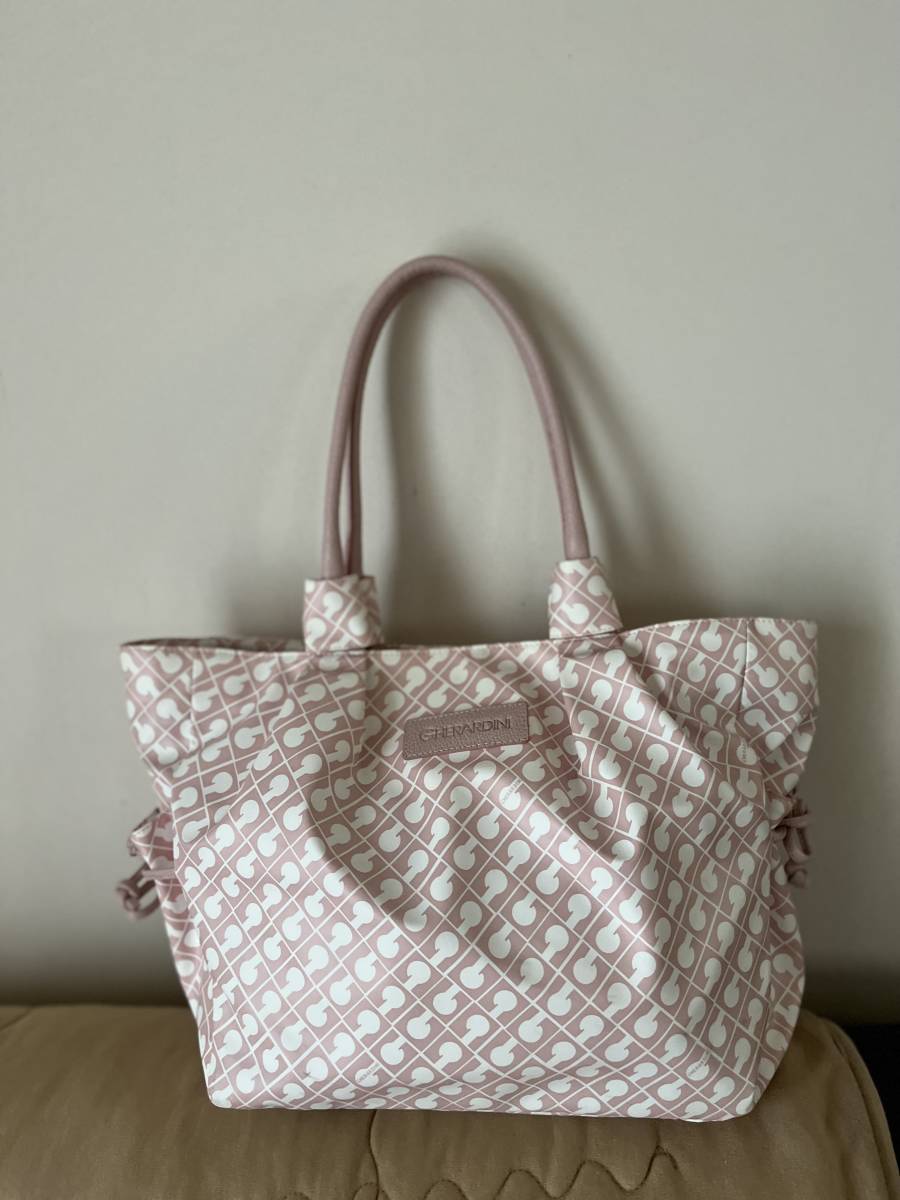 極美品✨GHERARDINI ゲラルディーニ ソフティ ハンドバック ピンク 