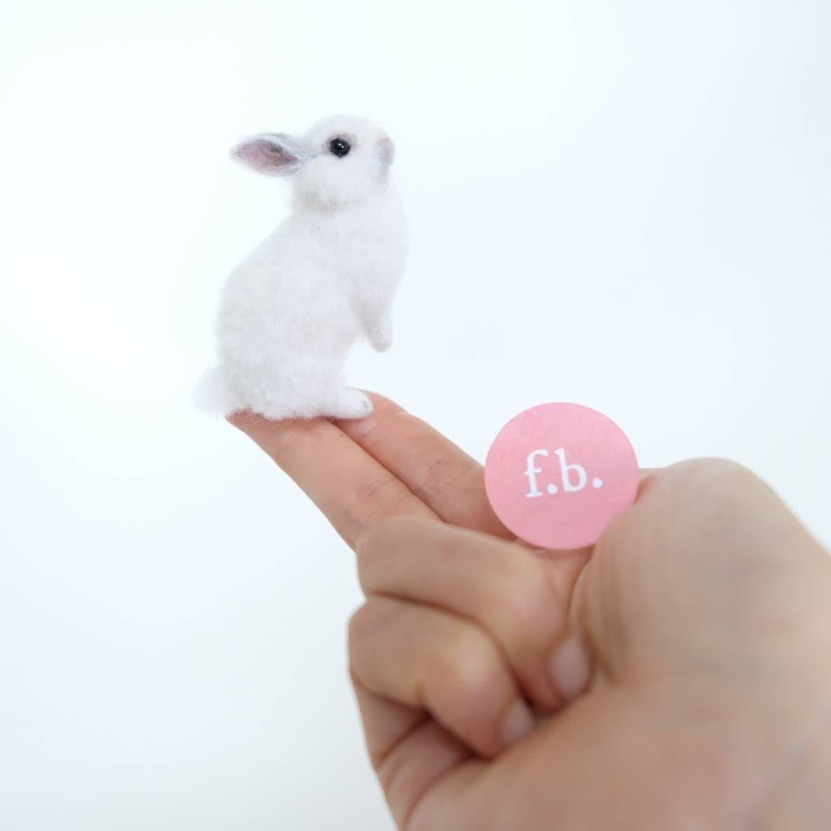 指乗りうさぎ No.7　フィンガーバニー　羊毛フェルト　羊毛　うさぎ