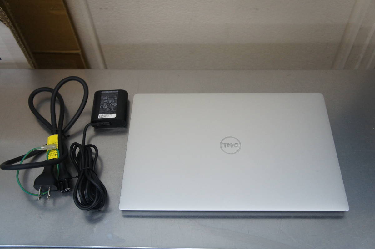 中古 DELL XPS 13 9370 Core i7-8550U/8GB/SSD256GB/ 13.3 FHD 非タッチ　1920 x 1080 フレームレス/カメラ （1） 