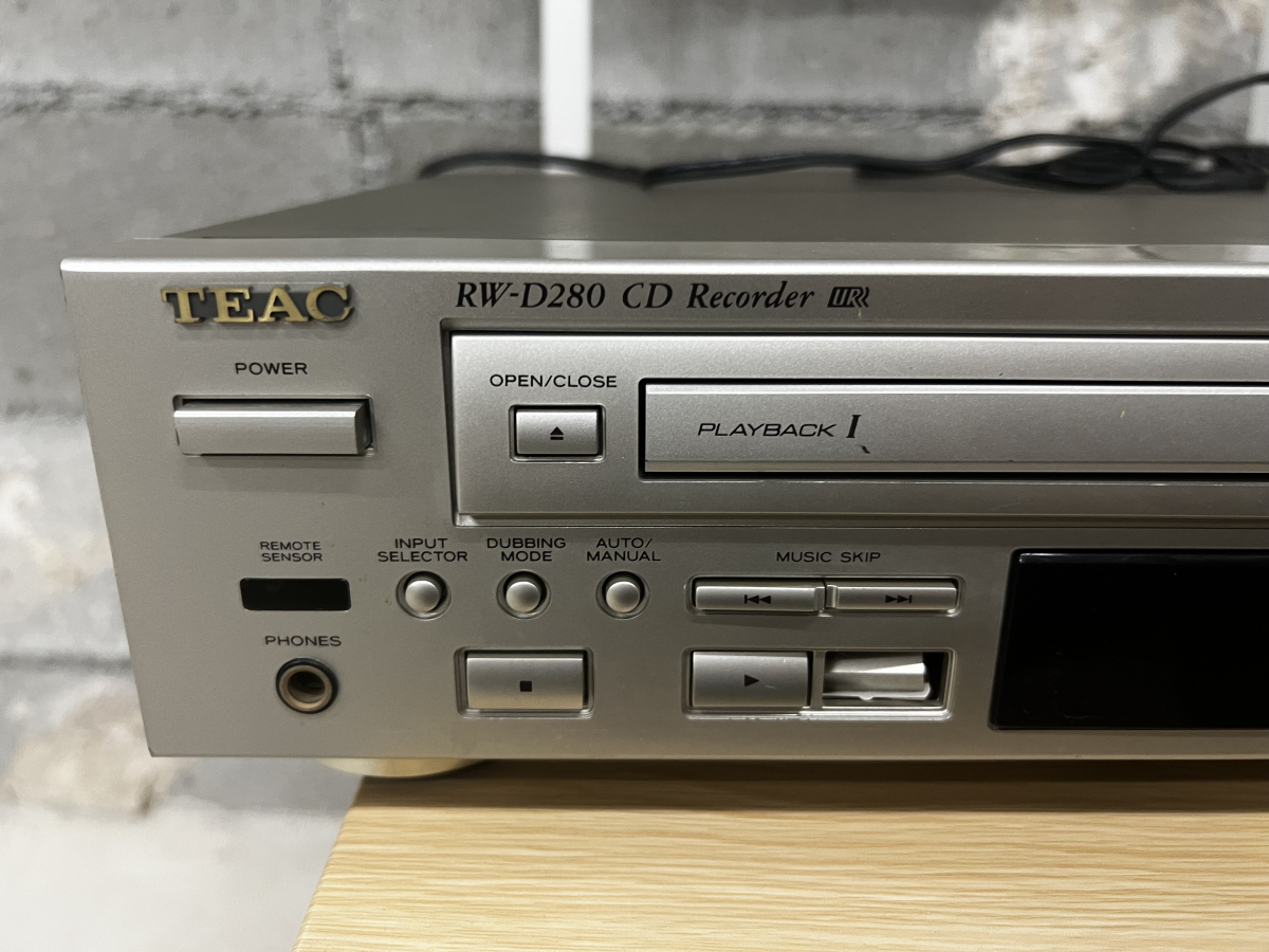 TEAC RW-D280 CDデッキ　CDレコーダー　CDプレイヤー【中古】[CWG004] RW-D280 CDレコーダー CDプレーヤー JTEAC ダブルデ |
