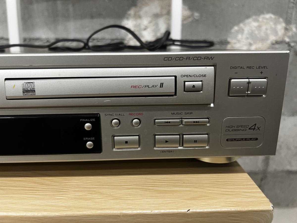 TEAC RW-D280 CDデッキ　CDレコーダー　CDプレイヤー【中古】[CWG004] RW-D280 CDレコーダー CDプレーヤー JTEAC ダブルデ |
