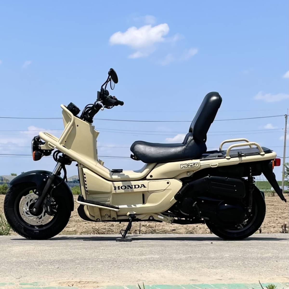 ホンダ　PS250　クロ　実動　書類あります。 PS250 後期型 実動 書類付き MF09 好調 丸目2灯 超希少 絶版 ホンダ 検