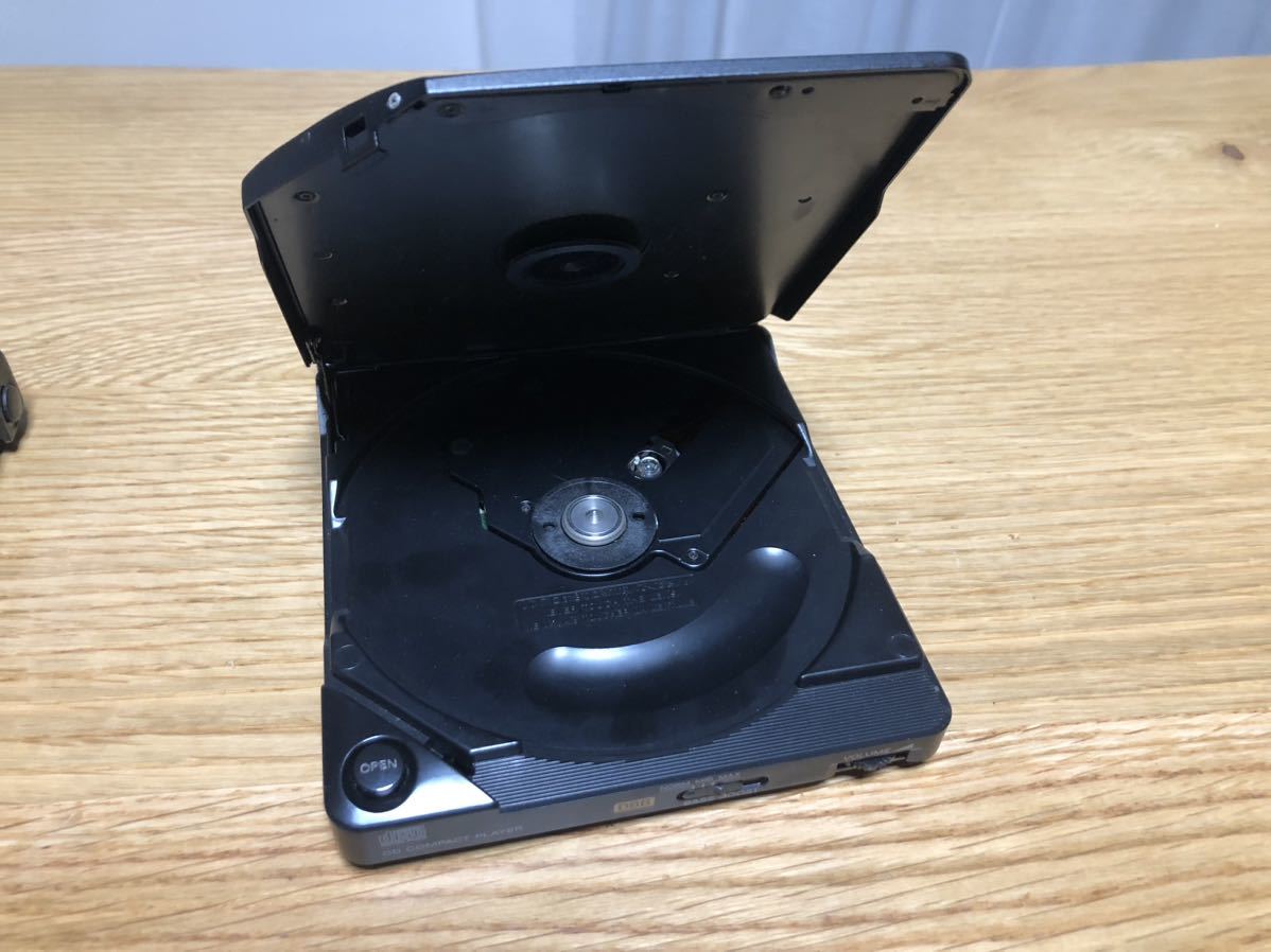 D-350 SONY ポータブルCDプレーヤー ソニー Discman - Sony ディスク