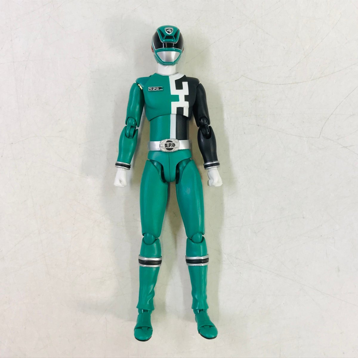 特捜戦隊デカレンジャー S.H.Figuarts デカグリーン(中古品) 【公式通販】