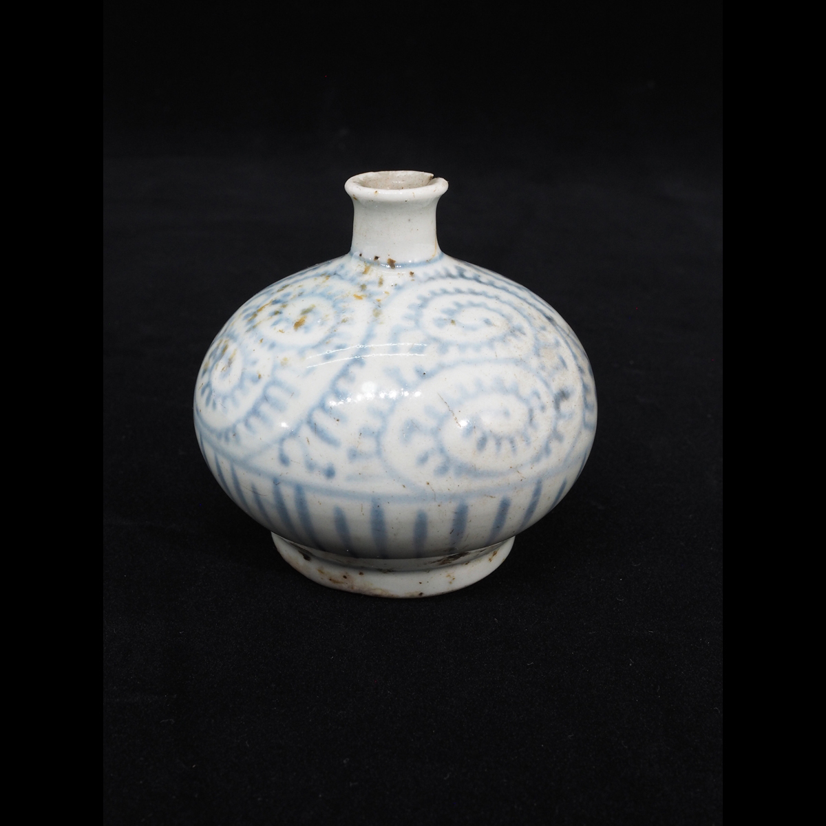 古伊万里　　　蛸唐草　油壺 古伊万里】 8381 蛸唐草文油壺 骨董 小壷 【公式通販】
