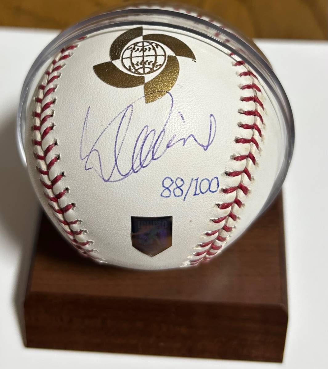 野球 2006年 WBC 公式ボール イチロー選手のサイン入り