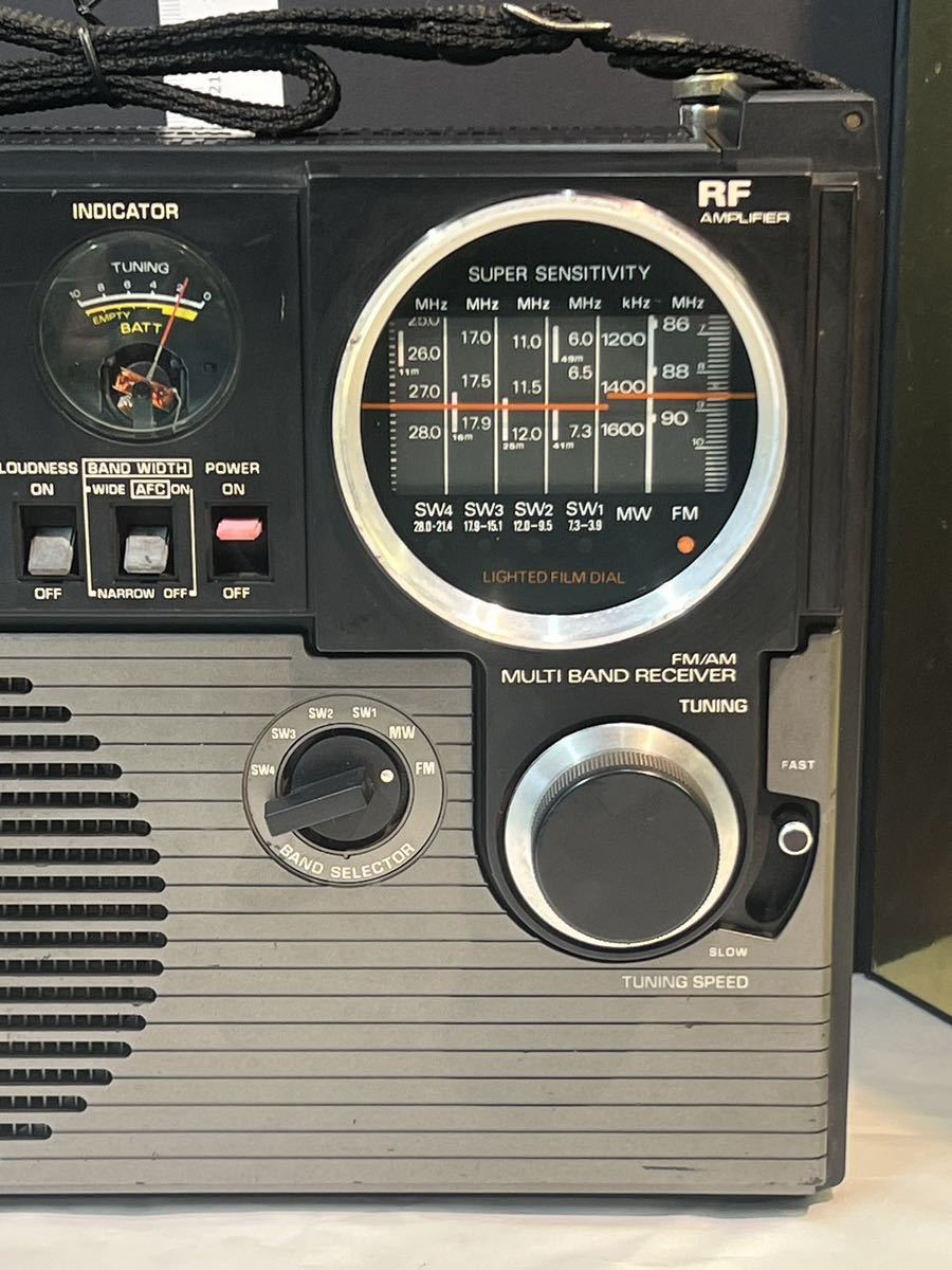 サンヨー RP8700 SANYO 廉価 ラジオ FM⁄MW⁄SW1 レトロ SANYO サンヨー