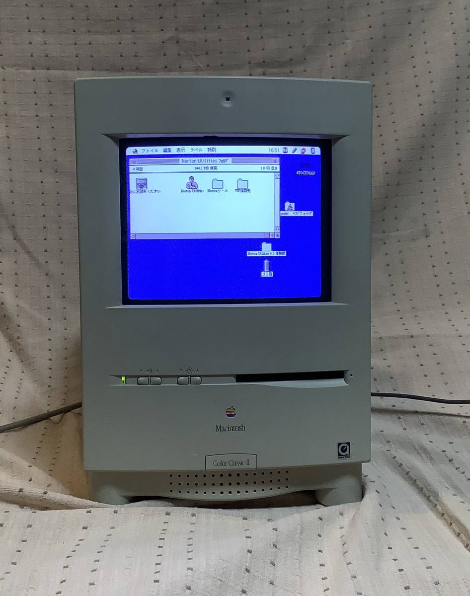 Apple announces ////// apple Macintosh Color classic2 カラー