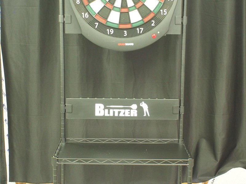 E111【現状品】GRANBOARD グランボード ダーツ BLITZER ダーツ台