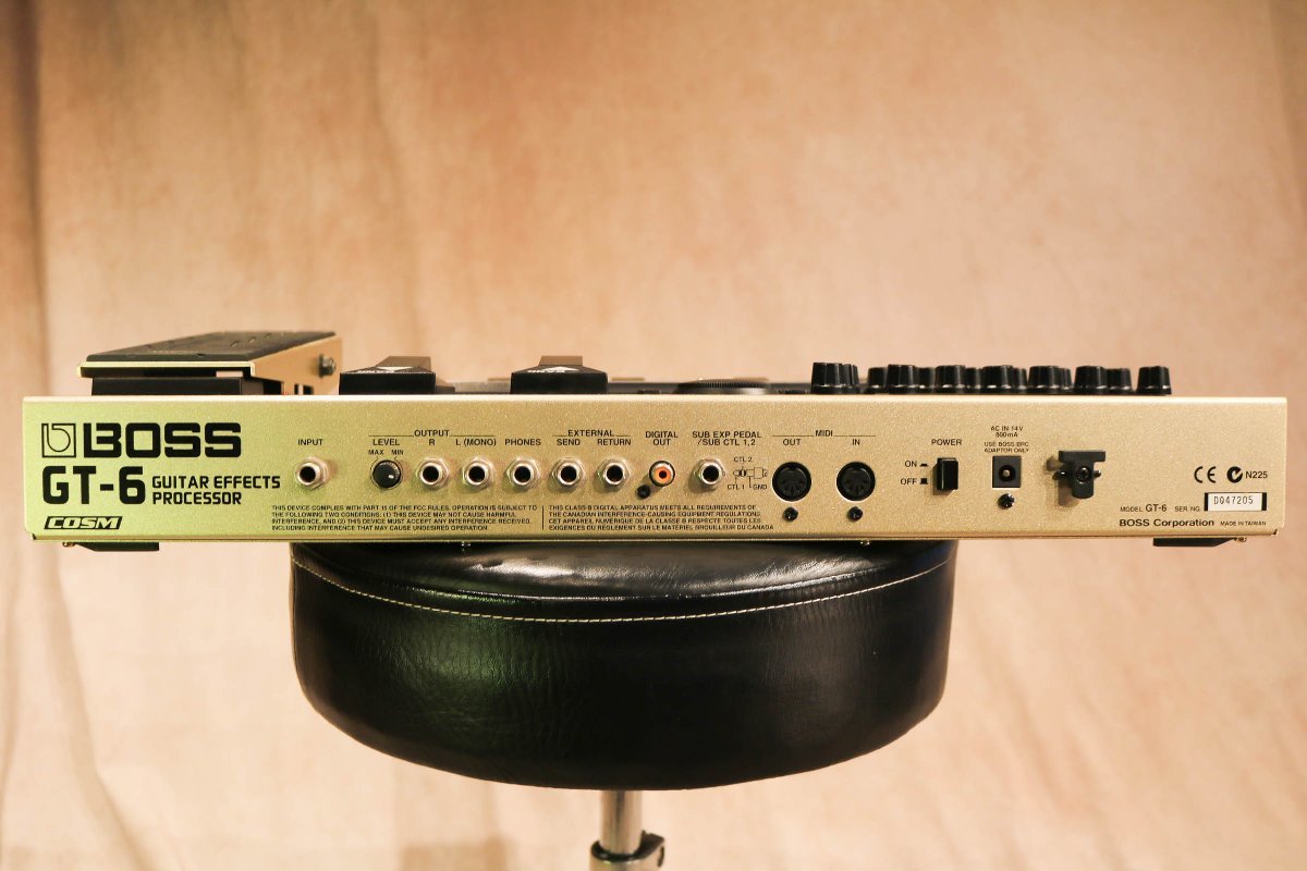 BOSS GT-6 Guitar Effects Processor ボス マルチエフェクター エレキ