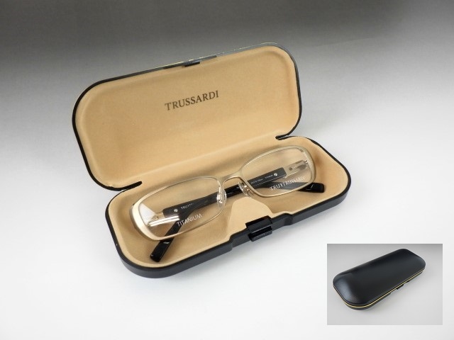 ◇TRUSSARDI トラサルディ 眼鏡フレーム メガネ ハーフリム型 ◇TRUSSARDI トラサルディ 眼鏡フレーム メガネ ハーフリム型