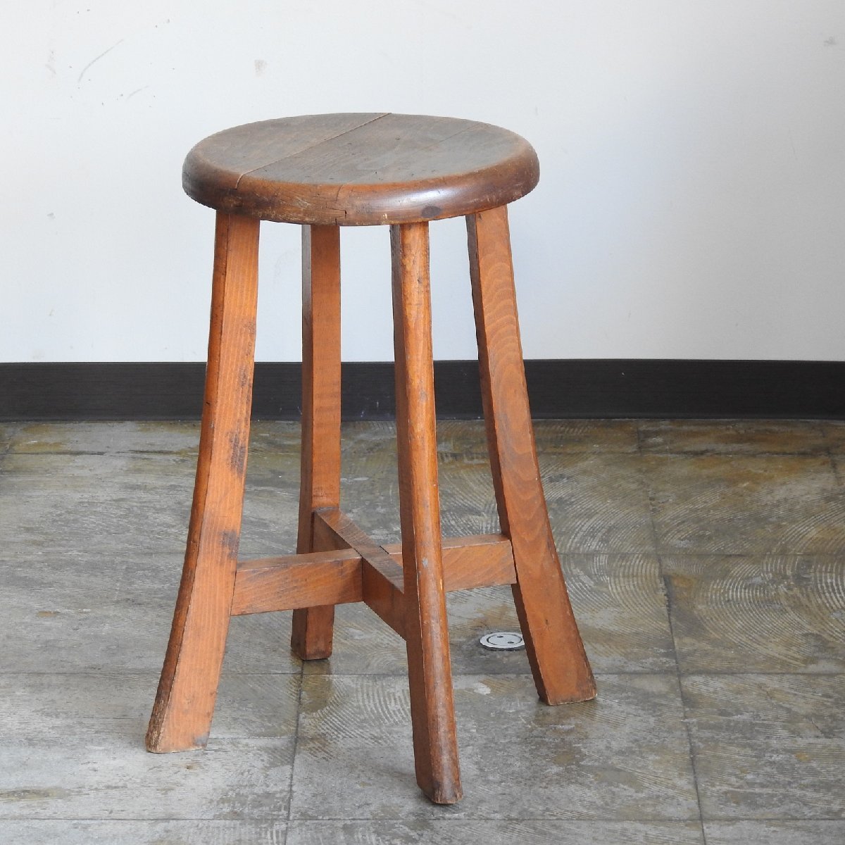 ふるい丸椅子・スツール HK-a-02515 / ブナ ビーチ 無垢材 古道具 アンティーク シャビー ヴィンテージ イス チェア