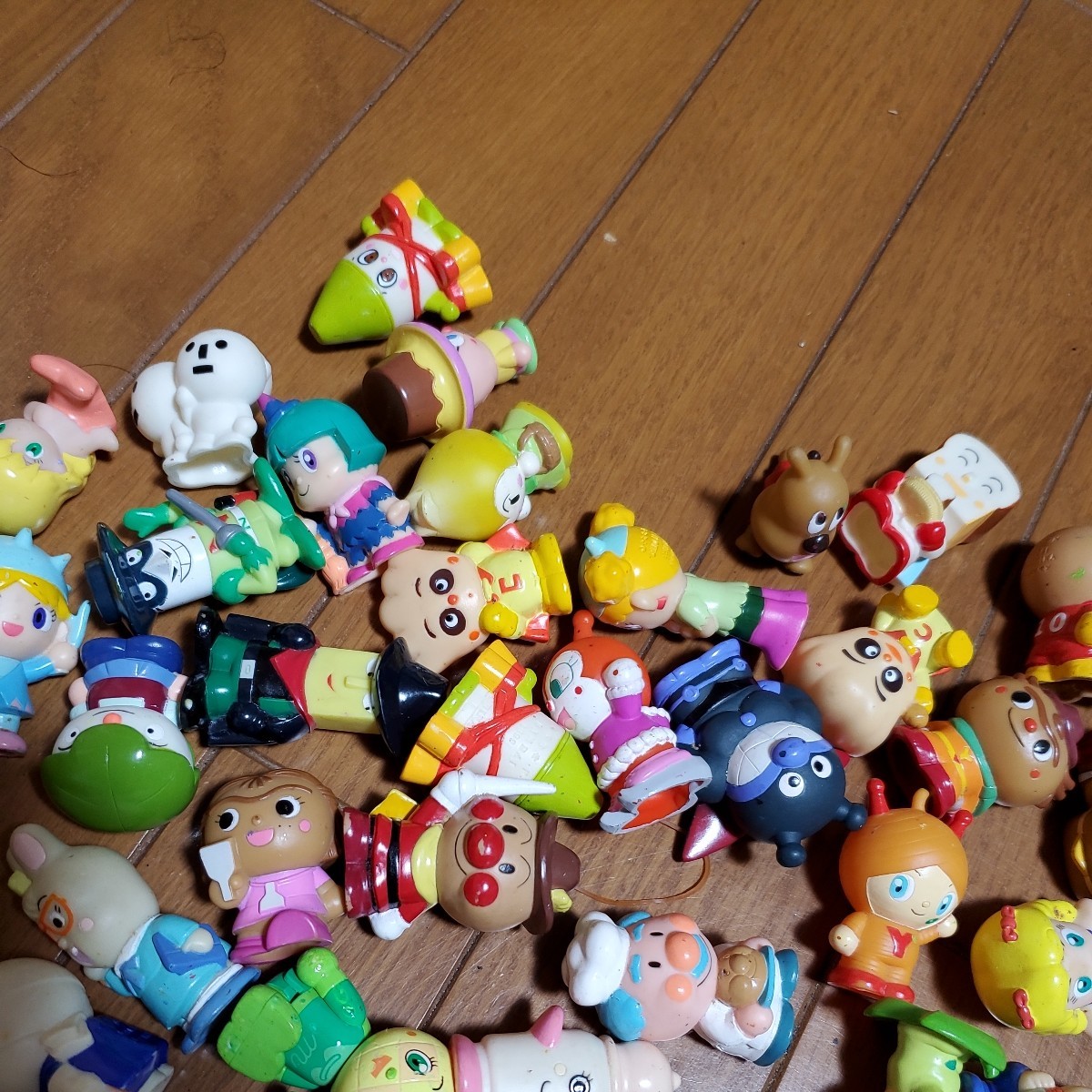 100%新品，低価 アンパンマン　ソフビ　指人形