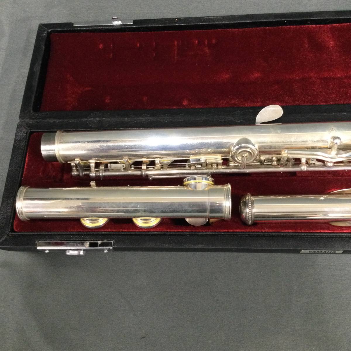 Yamaha フルート本体 銀製 ケース付き 頭部管銀製】 YAMAHA ヤマハフルートYFL451 ☆送料無料☆【中古