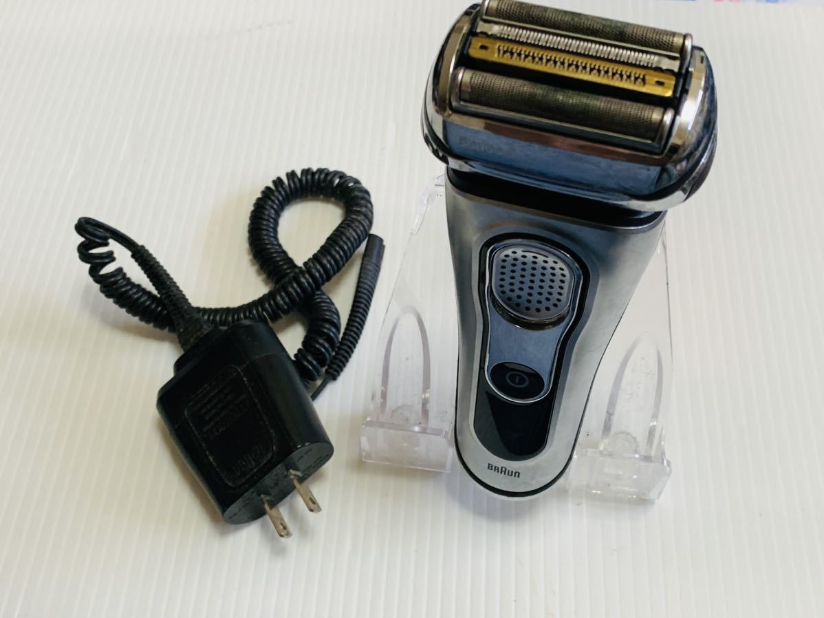 BRAUN/ブラウン 電気シェーバー シリーズ9シェーバー 稼働品