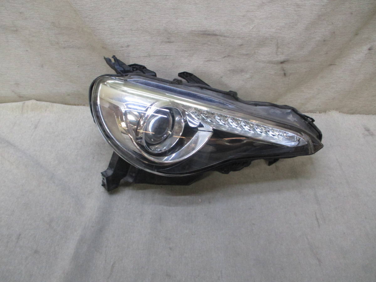 トヨタ 純正 ZN6 86 ハチロク 前期 HID ヘッドライト ランプ レンズ 右