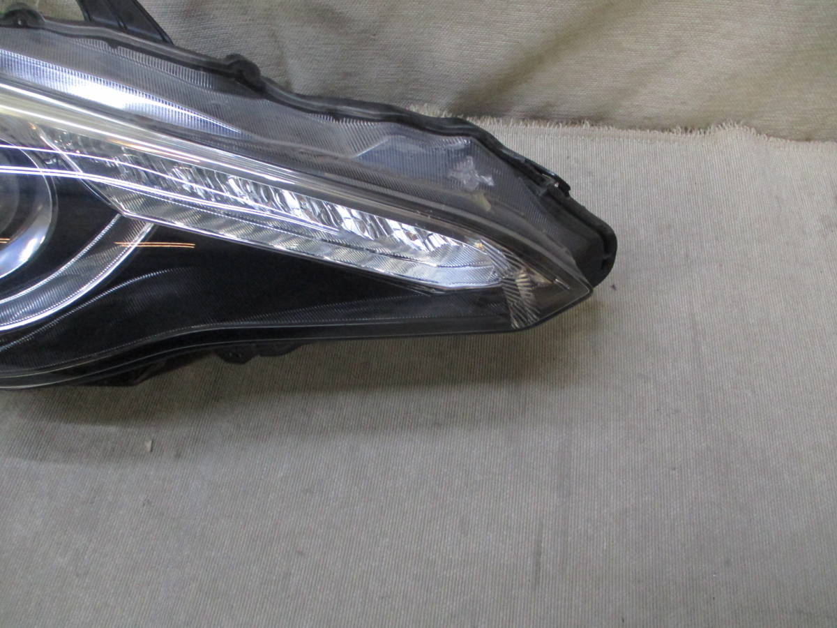トヨタ 86 ハチロク ZN6 前期 純正 右 ヘッドライト HID KOITO 100