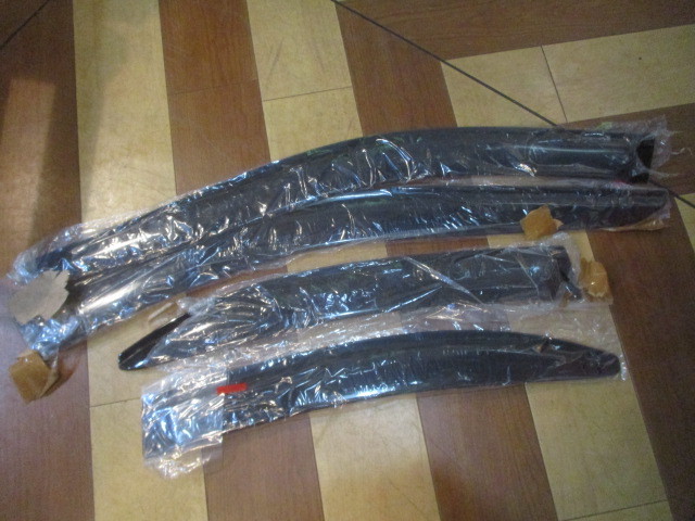 ■ベンツ W202 ドアバイザー 4枚 新品 2027202610 2027302710 部品取あり サイドバイザー イズミ工業 ヤナセ windbreak awning C43 C36 AMG