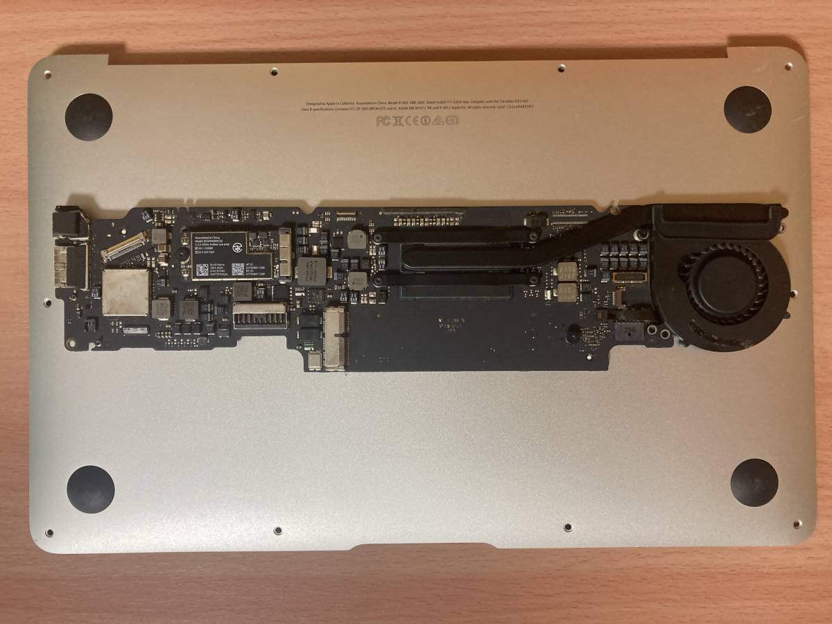 最安値，格安 Apple MacBook Air 11-inch Mid 2013 Corei5 1.3GHz / 4GB ロジックボード ヒートシンク WIFIカード バックパネル付き(MacBook Air)｜売買されたオークション情報、yahooの商品情報をアーカイブ公開 - オークファ MacBook Air