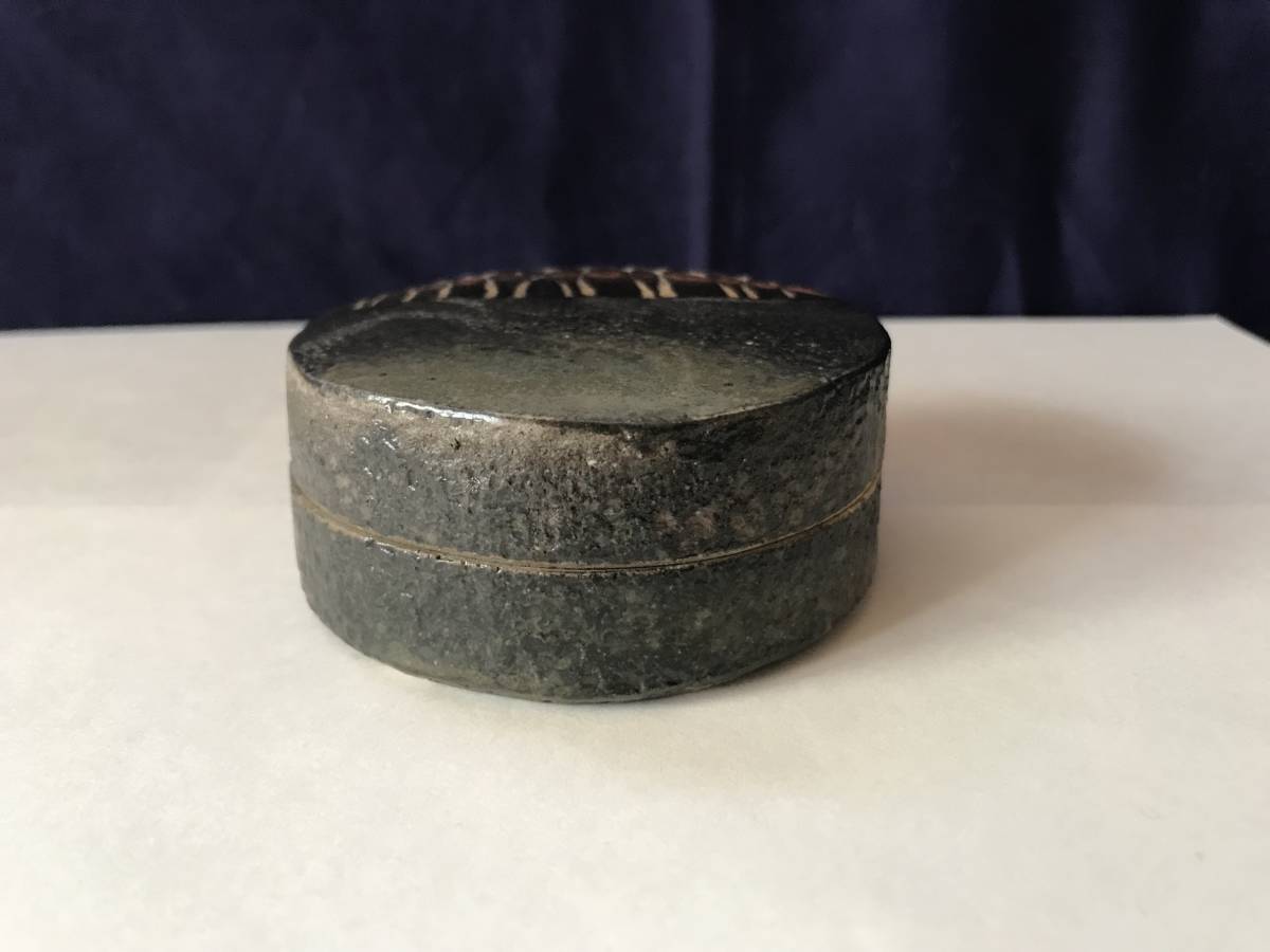 佳香佐伯守美 練込象嵌樹林文陶筥 香合 共箱 共布