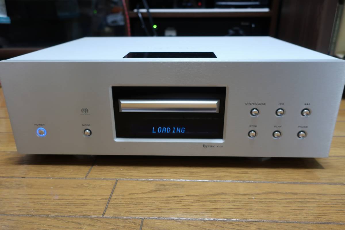 エソテリック ESOTERIC スーパーオーディオCDプレーヤー「X-05」 高精度アルミニウム製ターンテーブル「VRDS-NEO（VMK-5）」採用