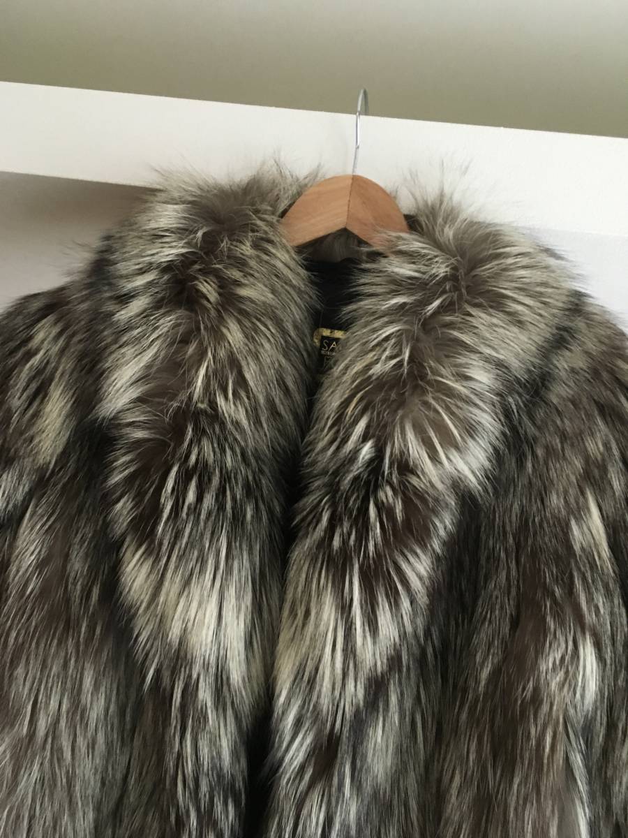 美品 SAGA FOX サガフォックス ロング 毛皮 フォックス ファーコートF