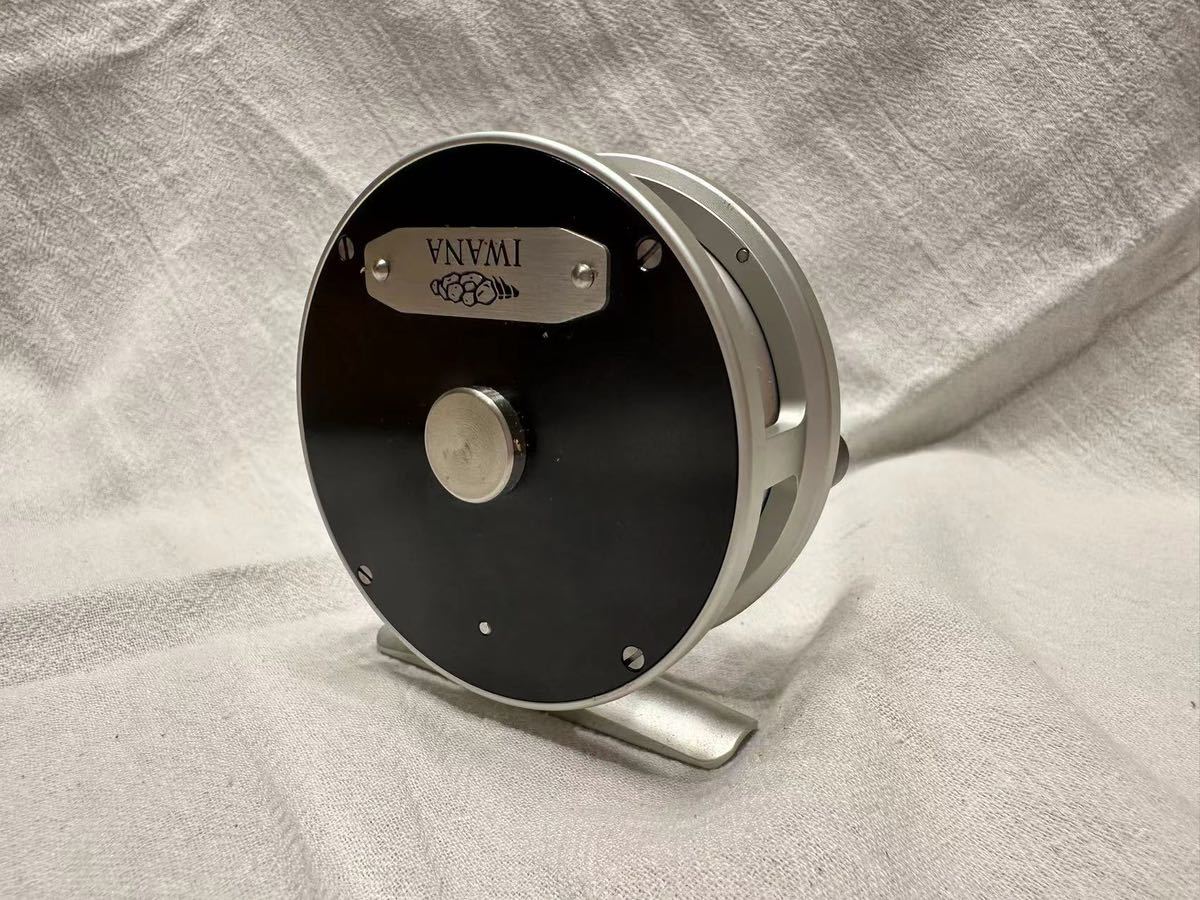 IWANA FishingのS.E. Bogdanボグダンスタイルのクラシックトラウト