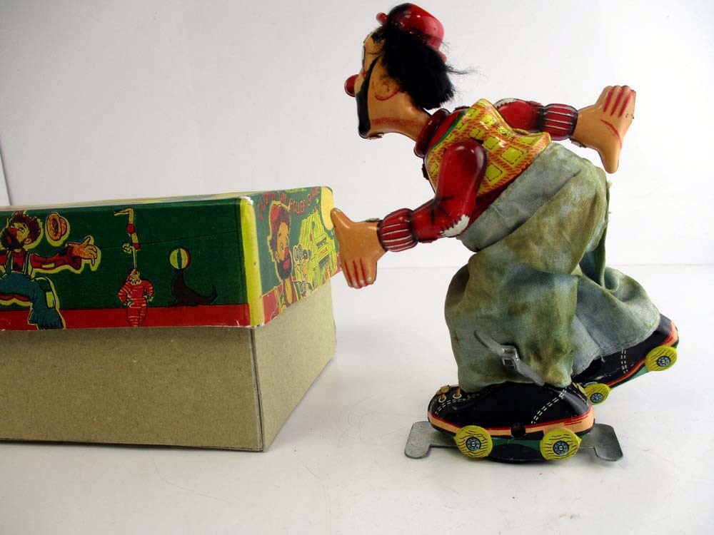 傑作 東京プレイシング商会 1950年代製 CLOWN ON ROLLER SKATE