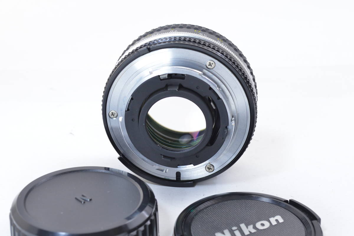 ecoま】NIKON Ai-s 50mm F1.8 no.2141181 最短0.45 パンケーキ 単焦点