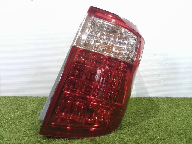 アルファード DBA-ANH20W 右 テールランプ テールレンズ 202 81550