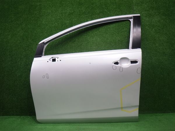 JX44536 アクア MXPK10&frasl;MXPK11&frasl;MXPK15&frasl;MXPK16 左フロントドア パネル AQUA