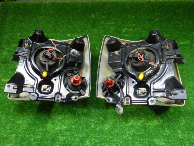 スズキ ワゴンR CT51S ヘッドライト 左右 セット ベゼル付き 26U 丸目