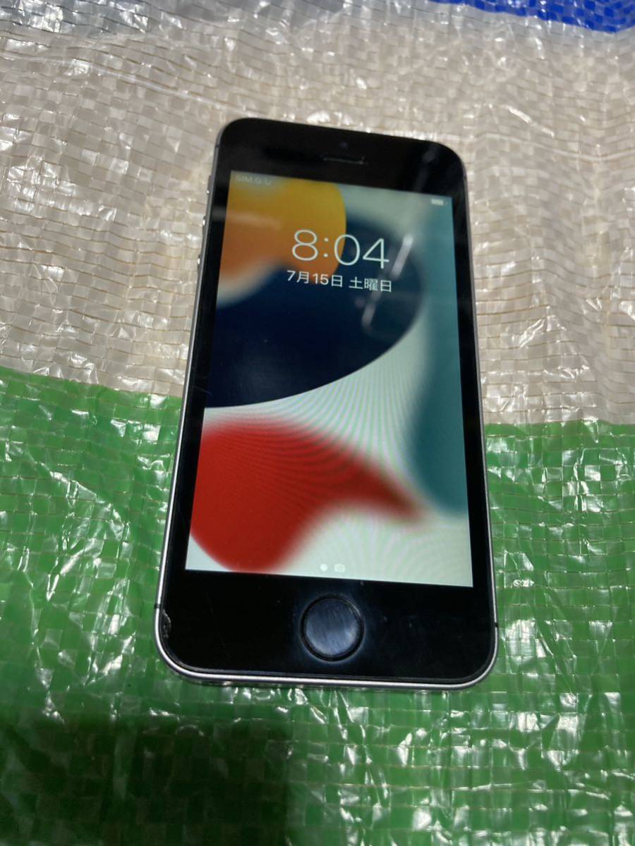 iPhone SE 第1世代 au 64GB
