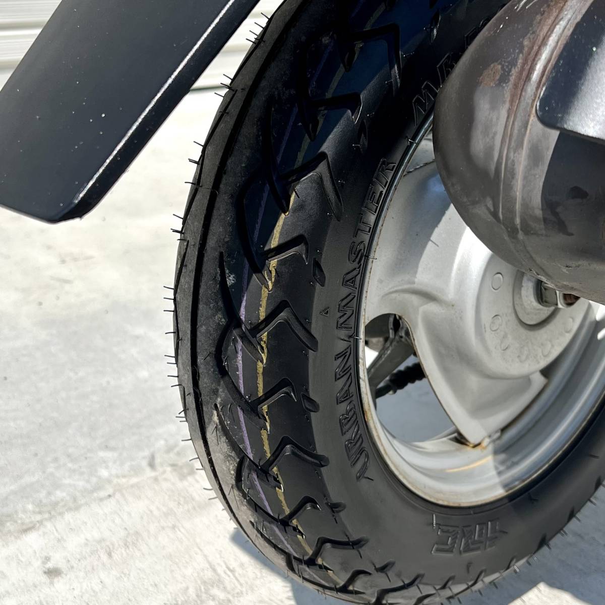 JOG C　リモコン ジョグ　2スト　SA16J　バッテリー・後タイヤ新品　スペアキー有 リモコンジョグ（SA16J）＆ZRエボ＆ジョグCの誰でもできる！バッテリー