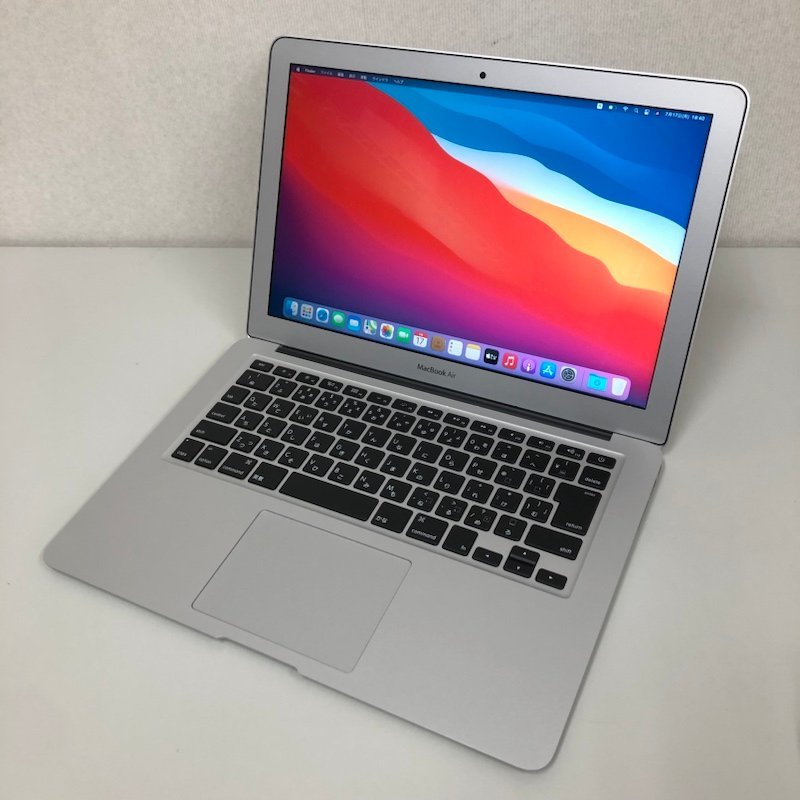 Refurbished: Apple MacBook Air 13.3 (2017) MQD32LL/A Intel Core i5 - 8GB Memory