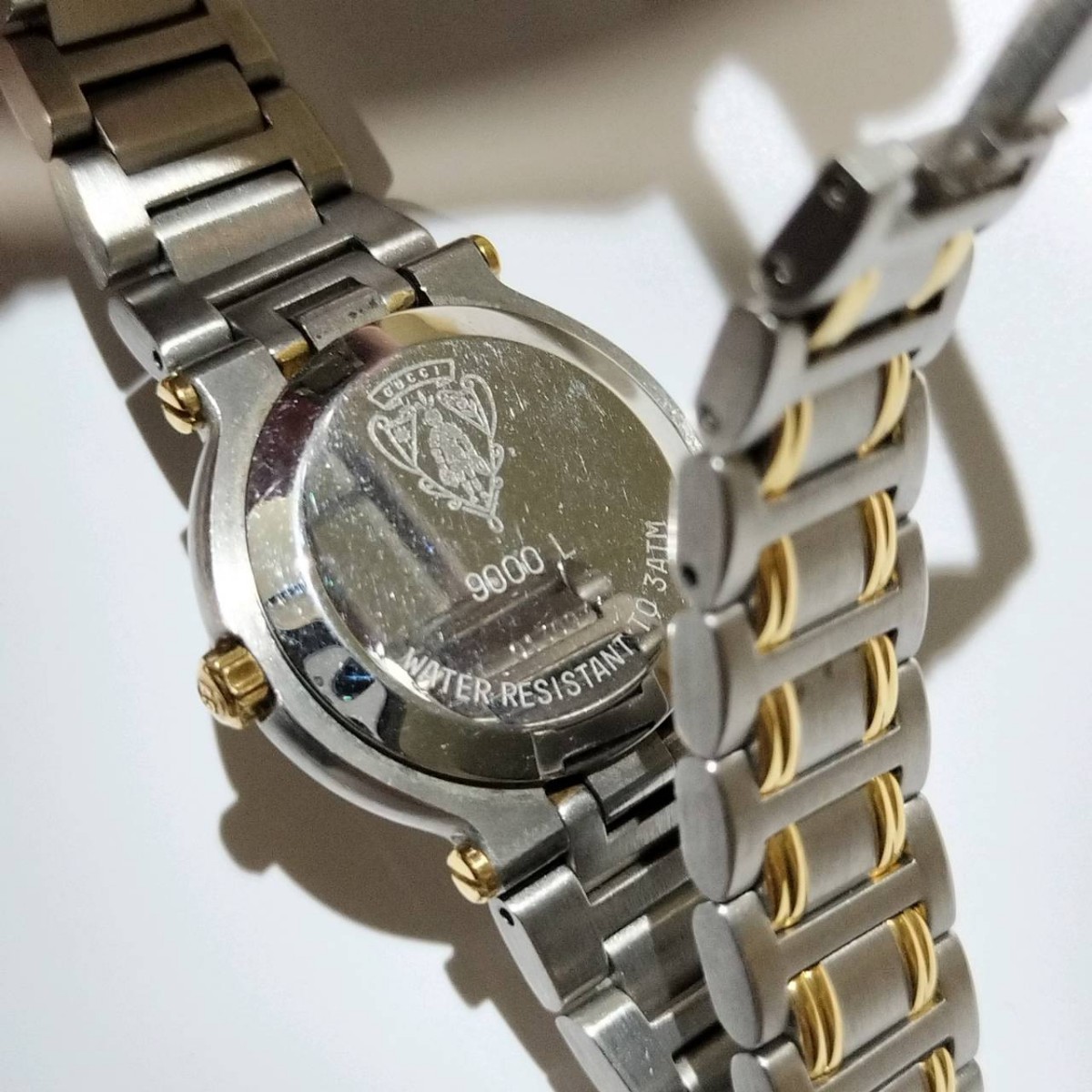 GUCCI グッチ 9000L レディース腕時計 3針 デイト ゴールド シルバー