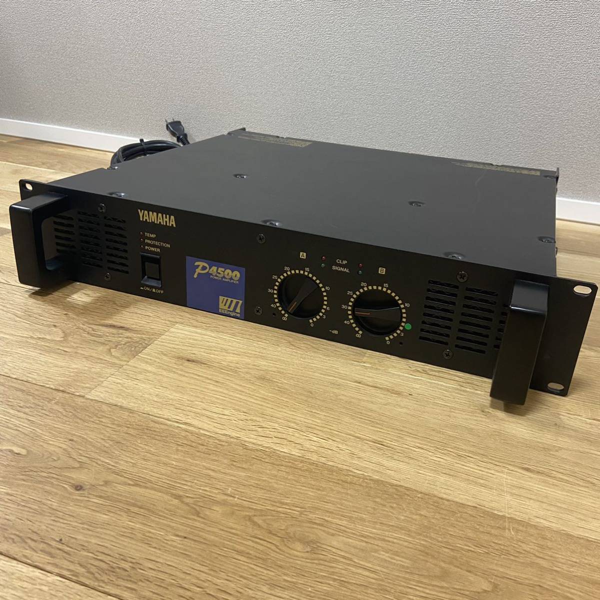 極上美品☆動作品YAMAHA ヤマハ P4500 パワーアンプ 業務用2ch