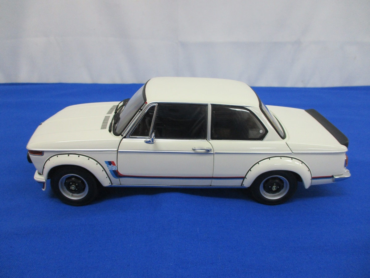 4328G 京商 1⁄18 BMW 2002 ターボ ホワイト №08542W ダイキャストカー