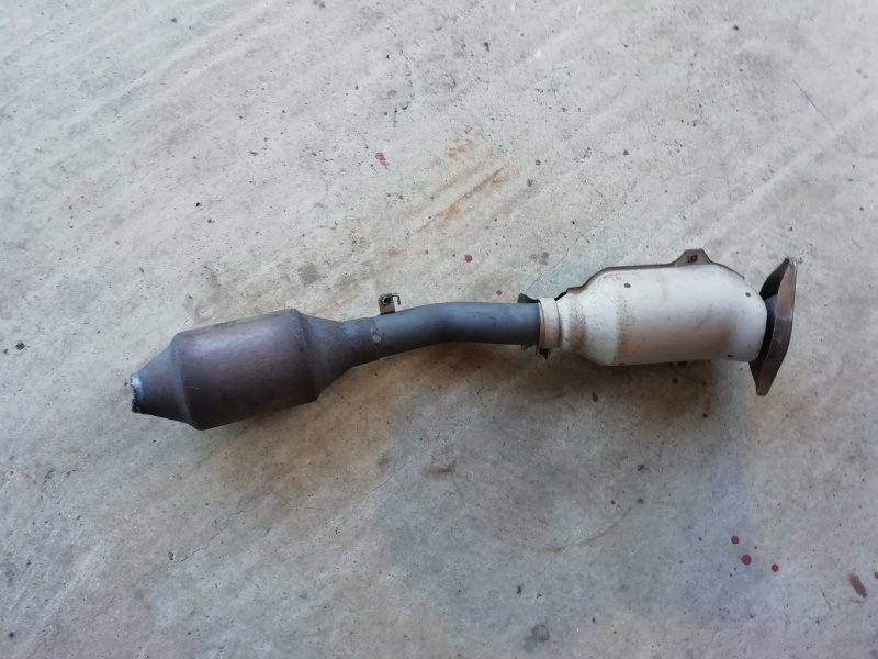 日産　E11　ノート　HR15　触媒　ED　※ジャンク　素材