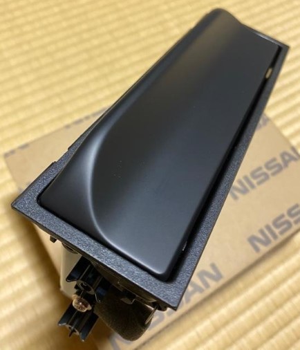 日産純正新品】NISSAN 未使用品 ☆超希少廃版品☆ スカイライン GT-R