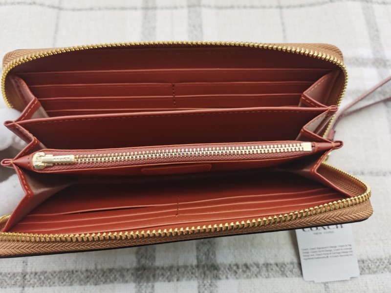 COACH コーチ スヌーピー シグネチャー柄 長財布 保存袋など付き