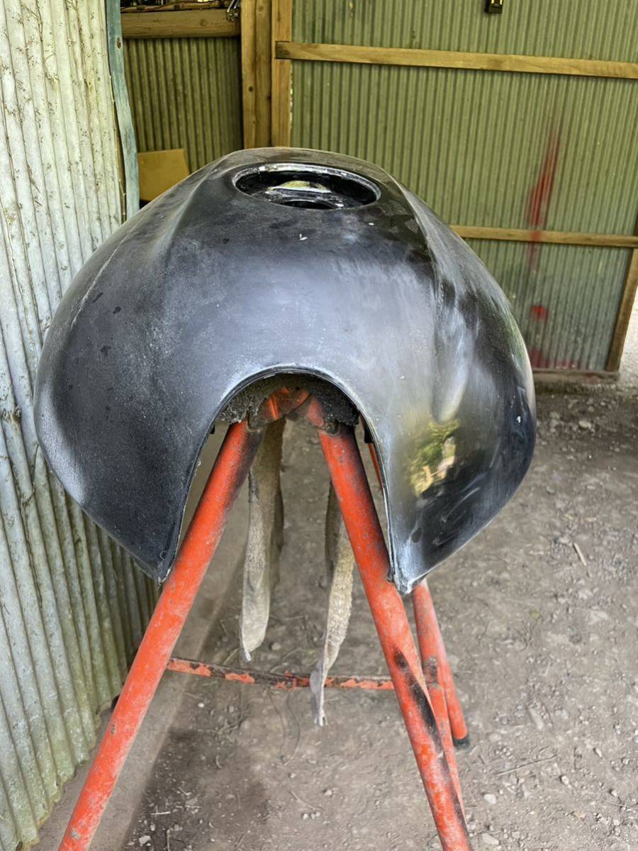 cb400sf nc39 タンク 売約済み】CB400SFのフューエルタンクが入荷しました。 | バイクパーツ